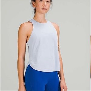 Lululemon Lightweight Run Tank Top in Blue Linen Size 6- EUC